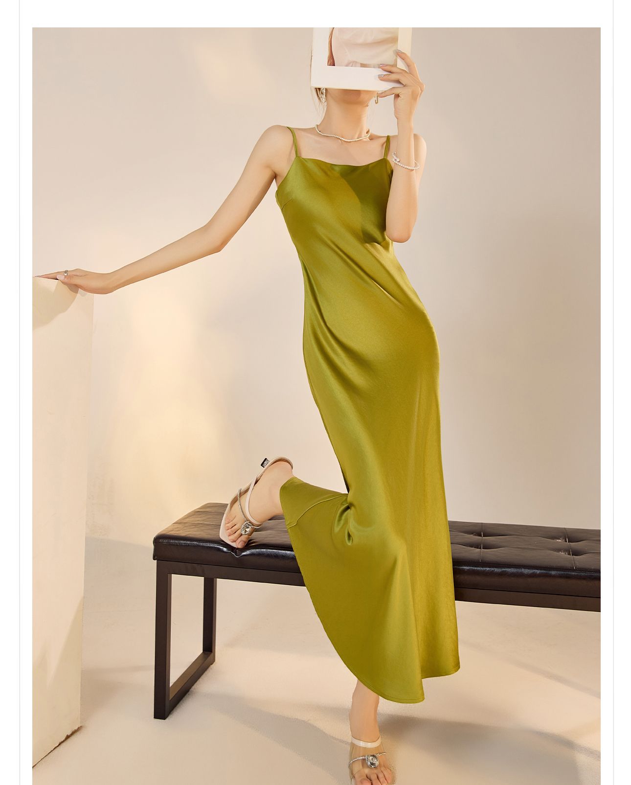 Đầm maxi acetate cao cấp phong cách Trung Hoa mới, kèm áo khoác thêu hạt đa năng N4020 — Váy hai dây, Áo khoác chi tiết 15