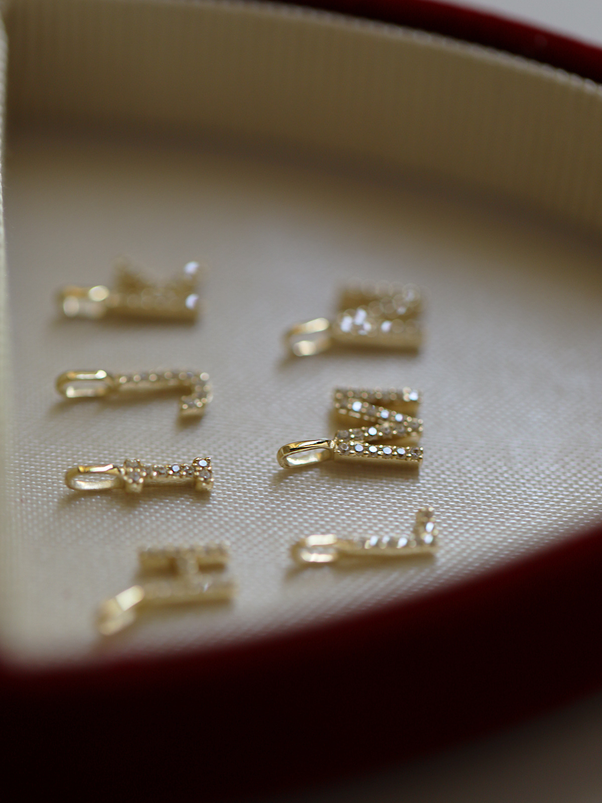 Il tuo nome ~ S Collana con ciondolo in argento puro placcato in oro 14K con 26 lettere, carina, mini coppia fai da te abbinata_voghion.com