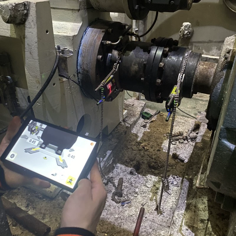 Лазерный инструмент для выравнивания Fixturlaser AT200, расстояние выравнивания 10 м, коррекция выравнивания вала