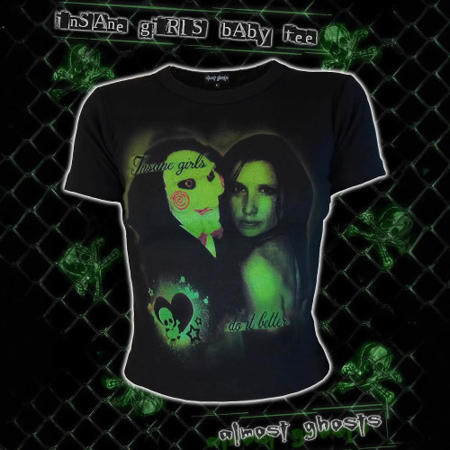 Summer European and American Y2K-style printed short-sleeve T-shirt, featuring a crew neck, a unique dark-inspired retro design, and a slim-fit, cropped silhouette—perfect for an Instagram-worthy look.