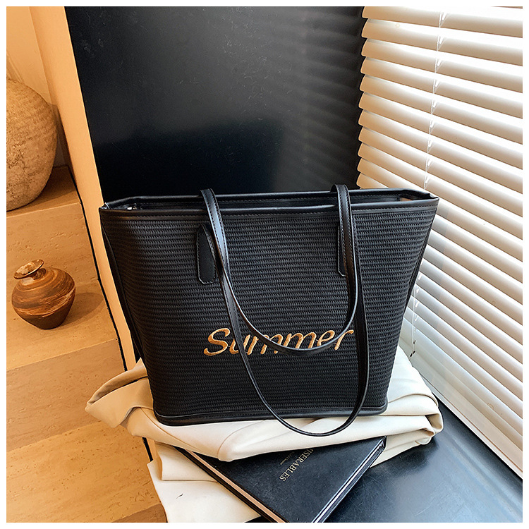 Straw woven letter large-capacity bag 2025 single-shoulder large bag for women, new beach woven summer Korean-style tote bag undefined