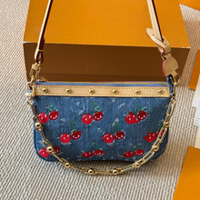 �¿�߼�Ҹ�°����ҵ���ţ��Ů朗l�錢���ŷ���μ�б������С��