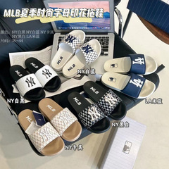 莆田純正 MLB スリッパ夏レタープリント NY ヤンキース男性と女性のカジュアルワンラインビーチスリッパクロスボーダー