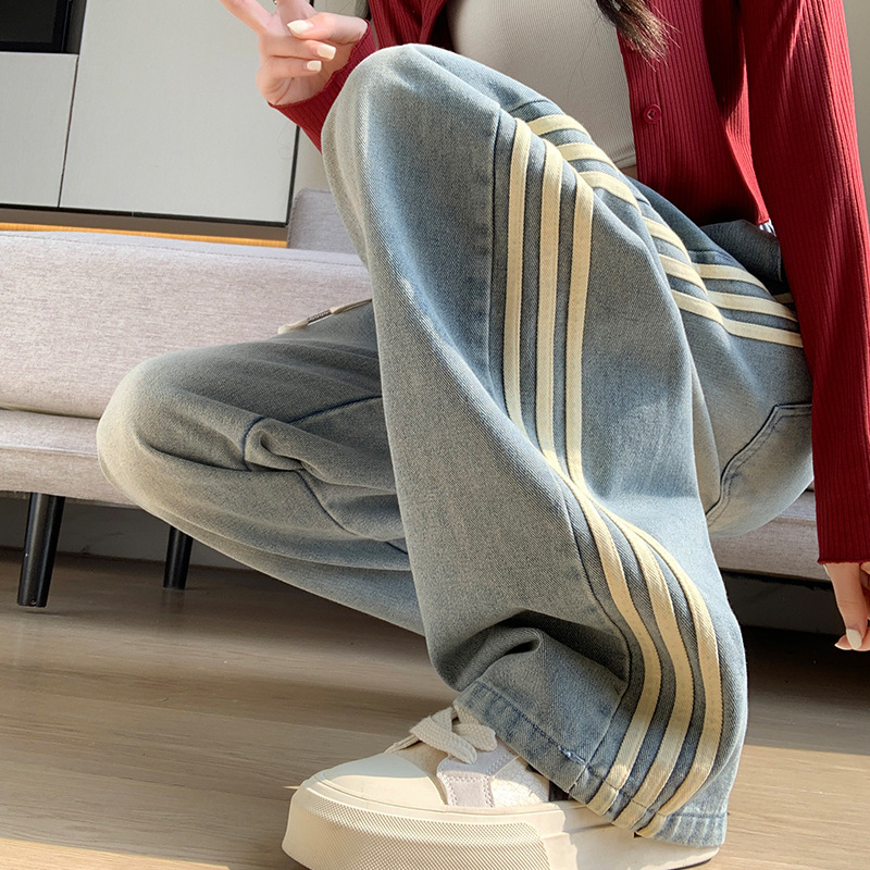 American-Style Women's Jeans 2026 New Spring and Autumn High-Waisted Striped Retro Sports Loose Wide-Leg Pants for Pear-Shaped Body Types American-Style Women's Jeans 2026 New Spring and Autumn High-Waisted Striped Retro Sports Loose Wide-Leg Pants for Pear-Shaped Body Types