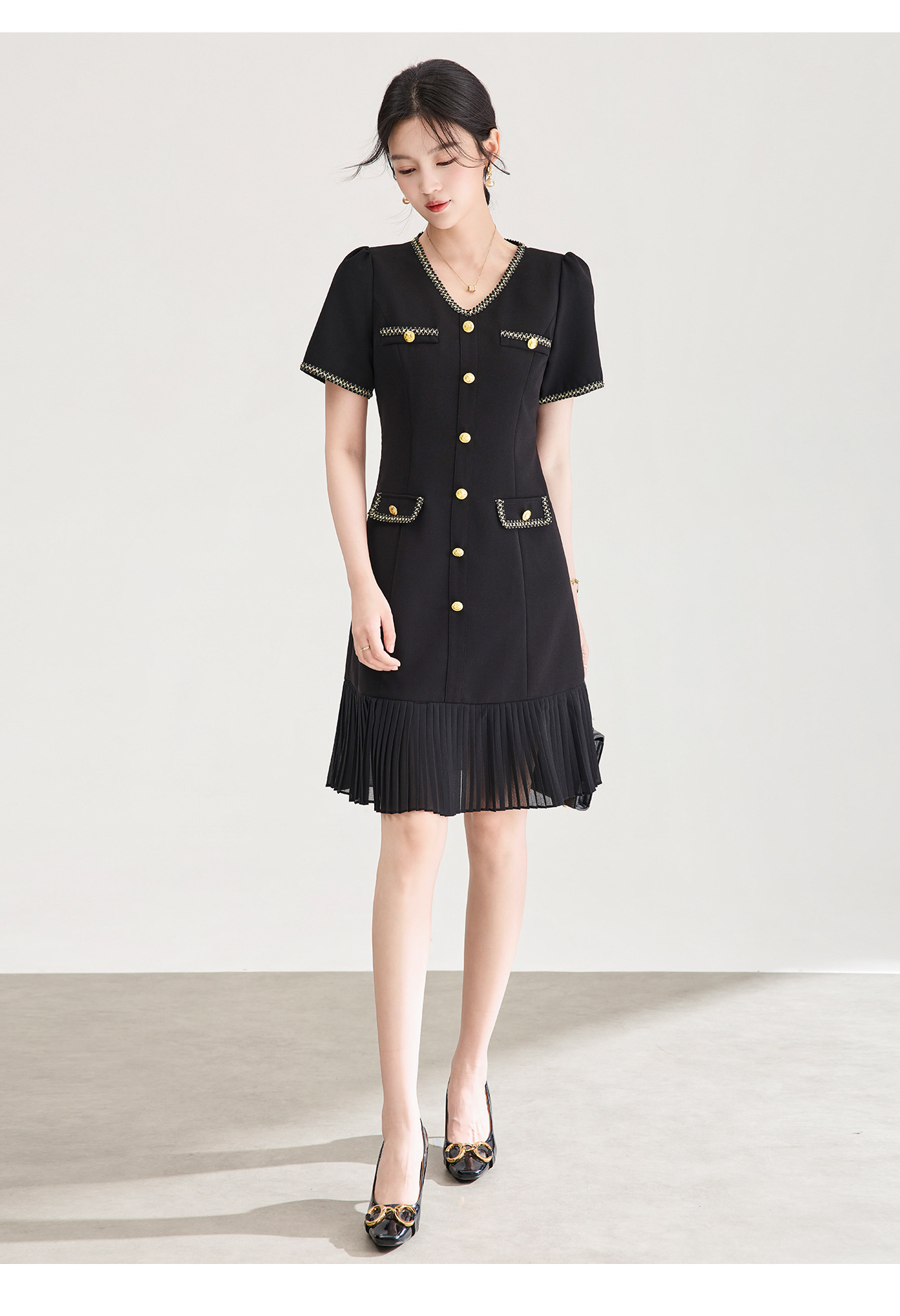 Đầm nữ cổ tròn tay ngắn thắt eo phong cách Chanel — màu đen chi tiết 17