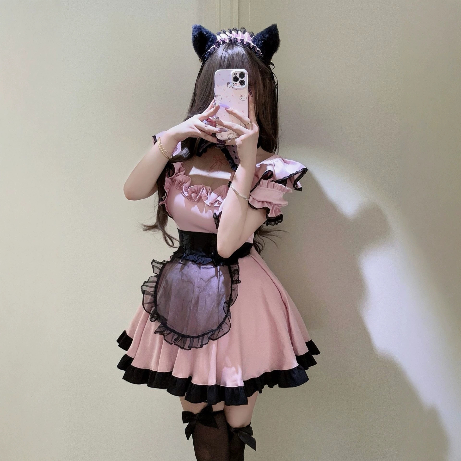Japanese-style cute maid outfit COS black and pink sweet girl lace cat maid uniform set lolita dress