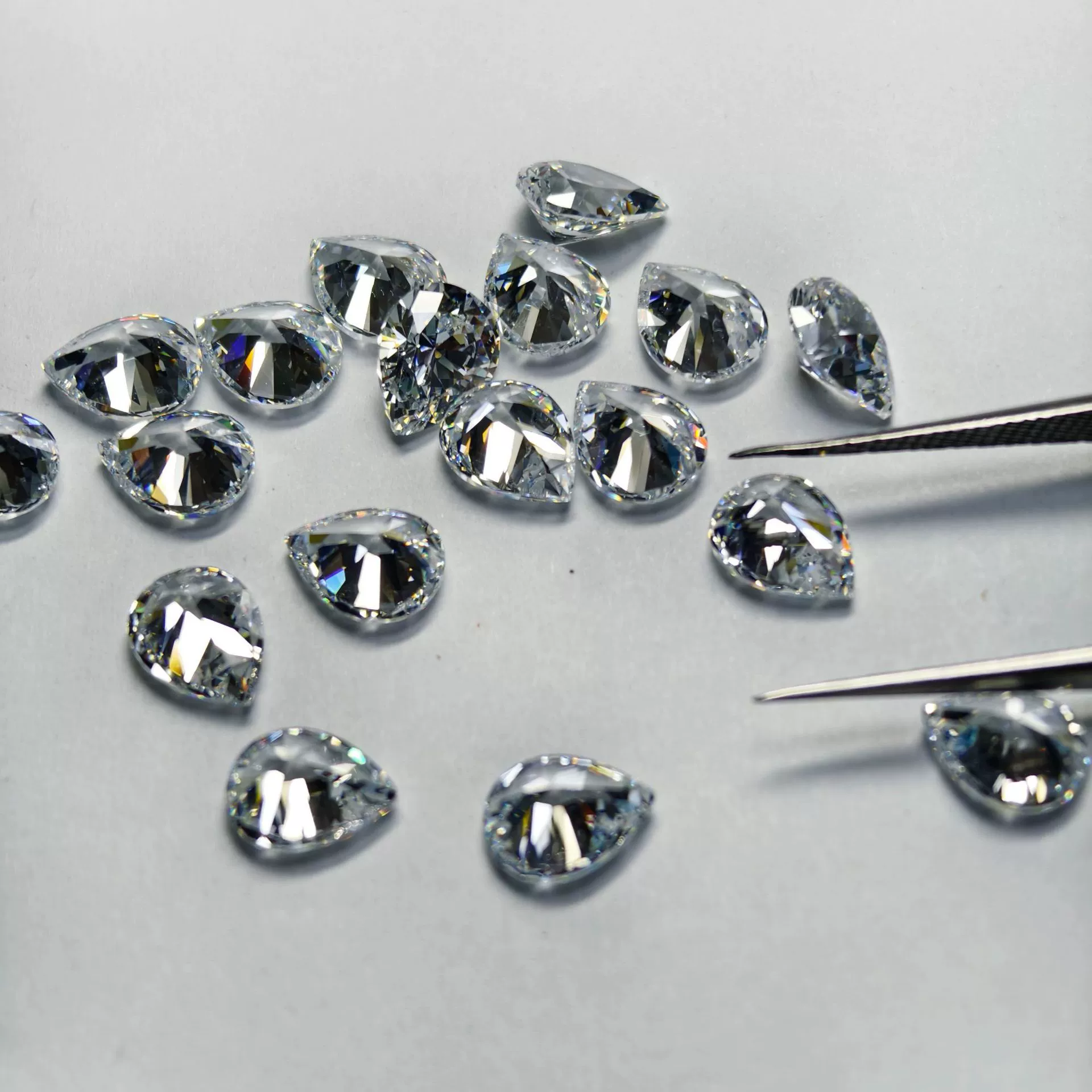 Капля воды грушевидной формы PS Guitai материал 5ASPG циркон огранка кубический цирконий свободный камень