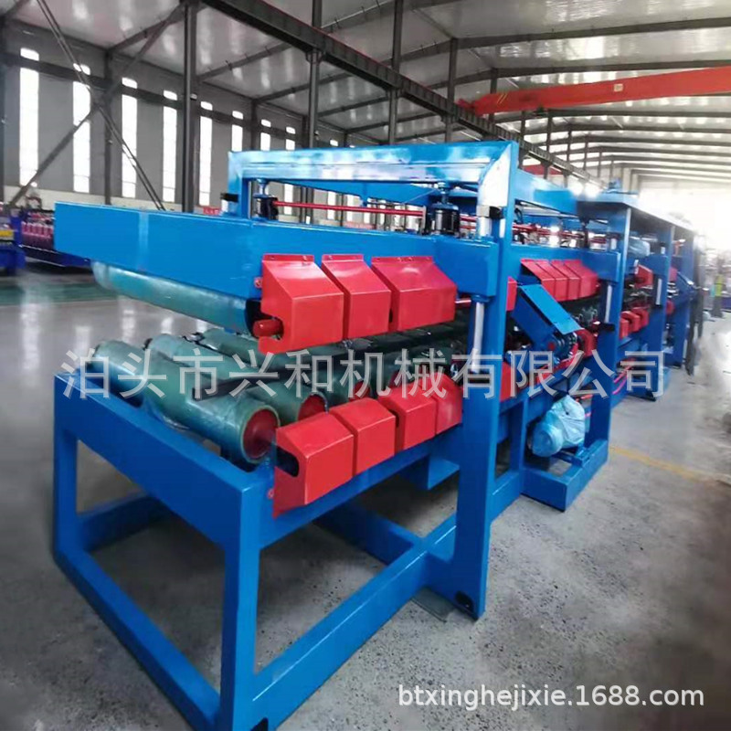 岩棉泡沫两用复合板设备加长版岩棉泡沫两用复合板设备厂