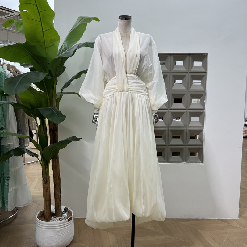 Amazon Australian Socialite Deep V Neck Raglan Lantern Sleeves Waist Puffy Long Dress Romantic Autumn Banquet