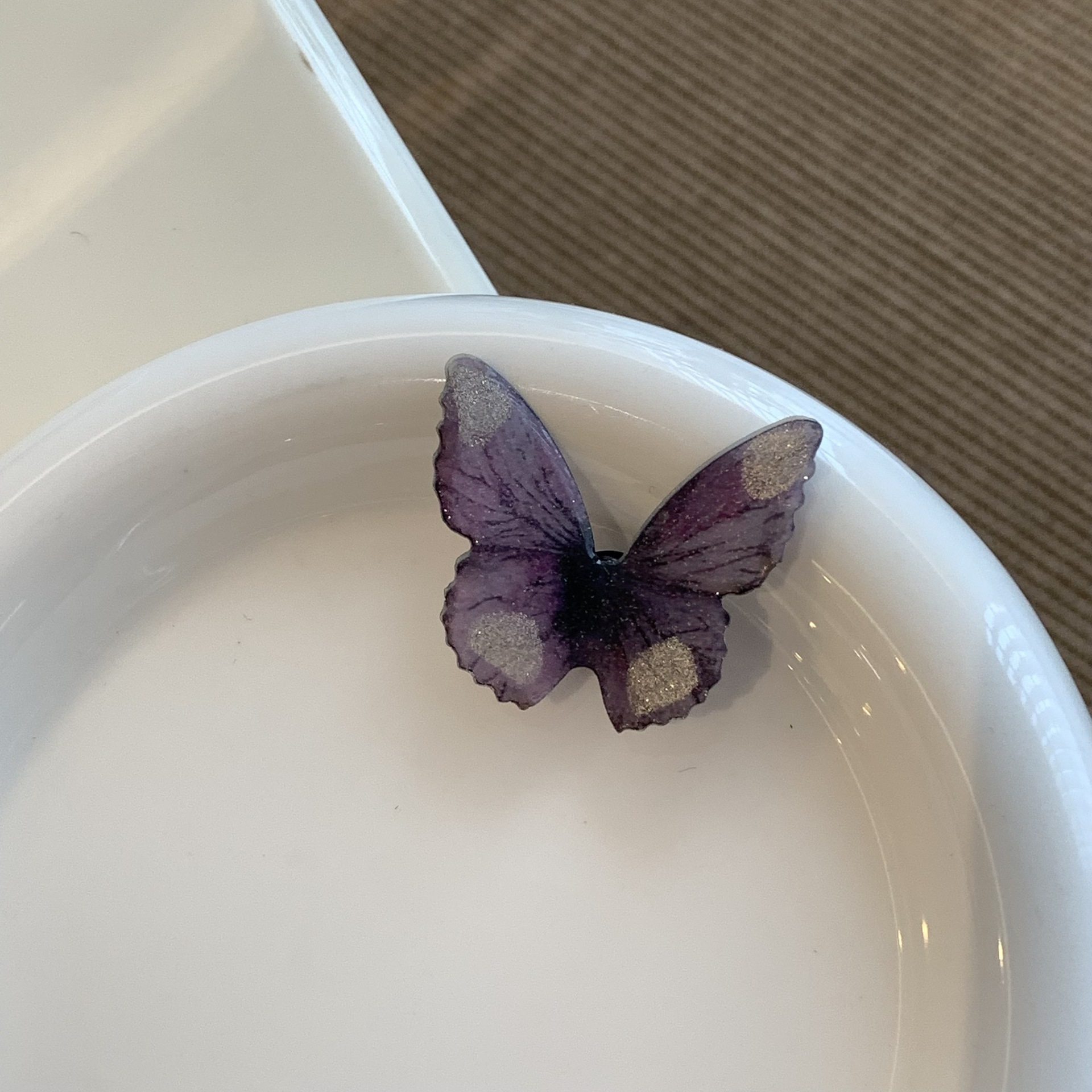 Butterfly Princess nuevos accesorios de zapatos agujeros de alta calidad, botones de zapatos agujeros de color púrpura, botones de botones de botones