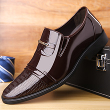 ��Ь���eЬ������ʿ���b����ƤЬ�̄ո�ʽ������^�ͻ����_���a