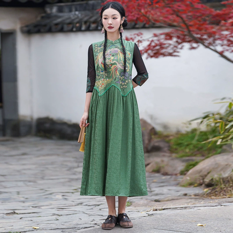 2025 новая женская одежда этнический стиль тяжелый стиль вышивка юбка ретро вертикальный воротник вышивка юбка без рукавов