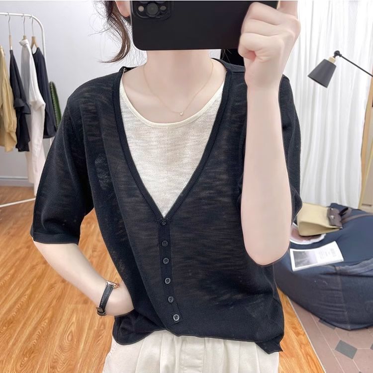 2024 Summer Ice Silk V Neck Fake Two-piece Short-sleeved Knitwear for Women Korean Style Loose Age-reducing Top Pullover Air-conditioning Shirt