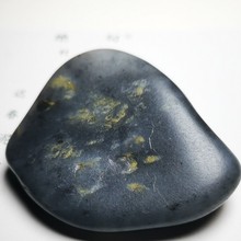 新疆和田玉籽料原石原籽原皮青花籽料挂坠工艺品厂家批发支持复检