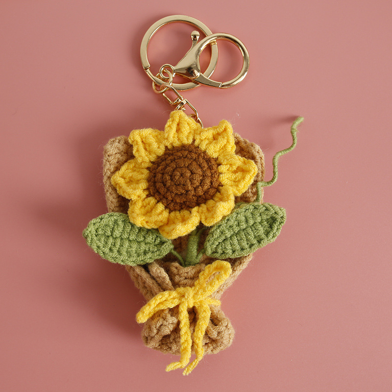 甘い手編みの花束のペンダント