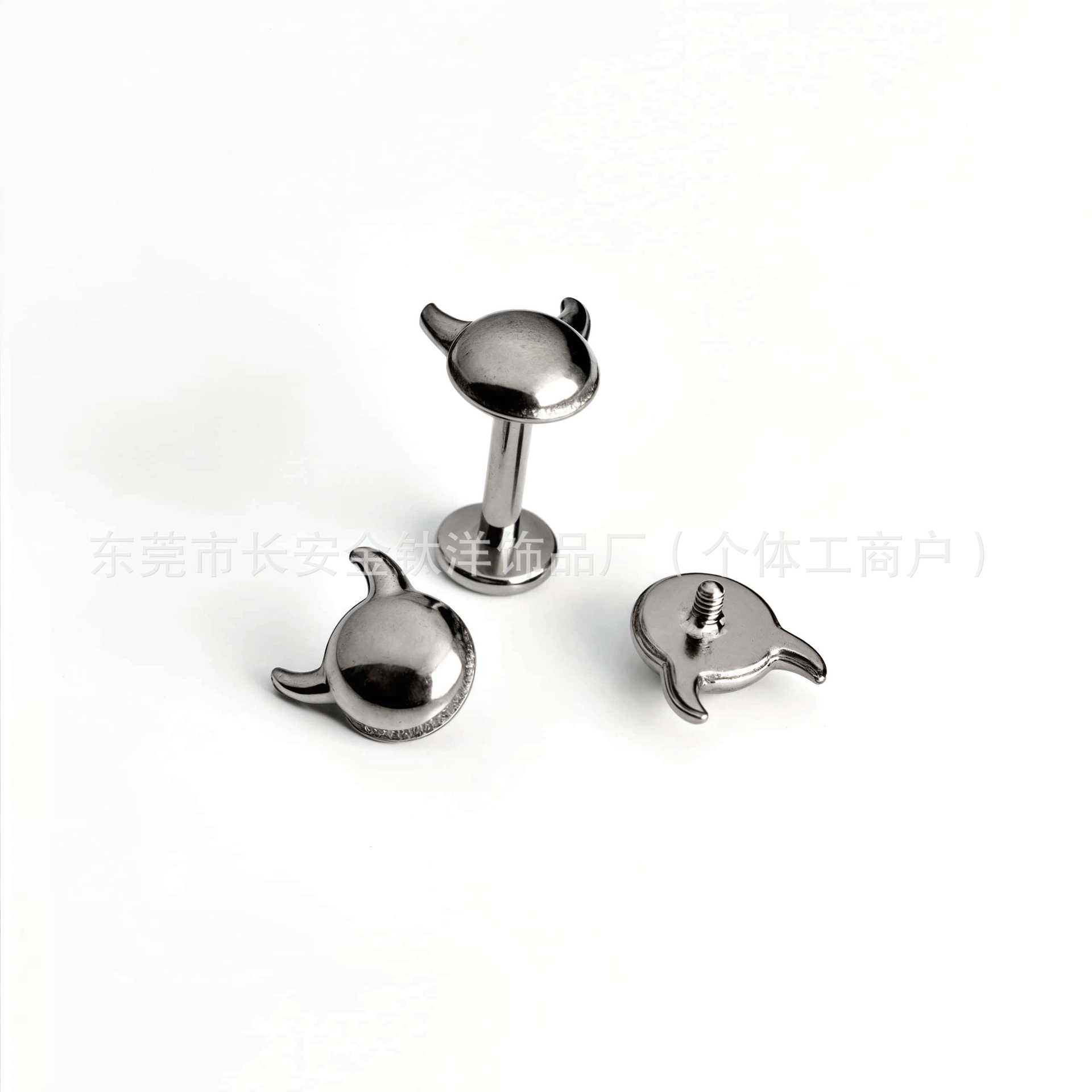 Labret piercing jewelry detail image