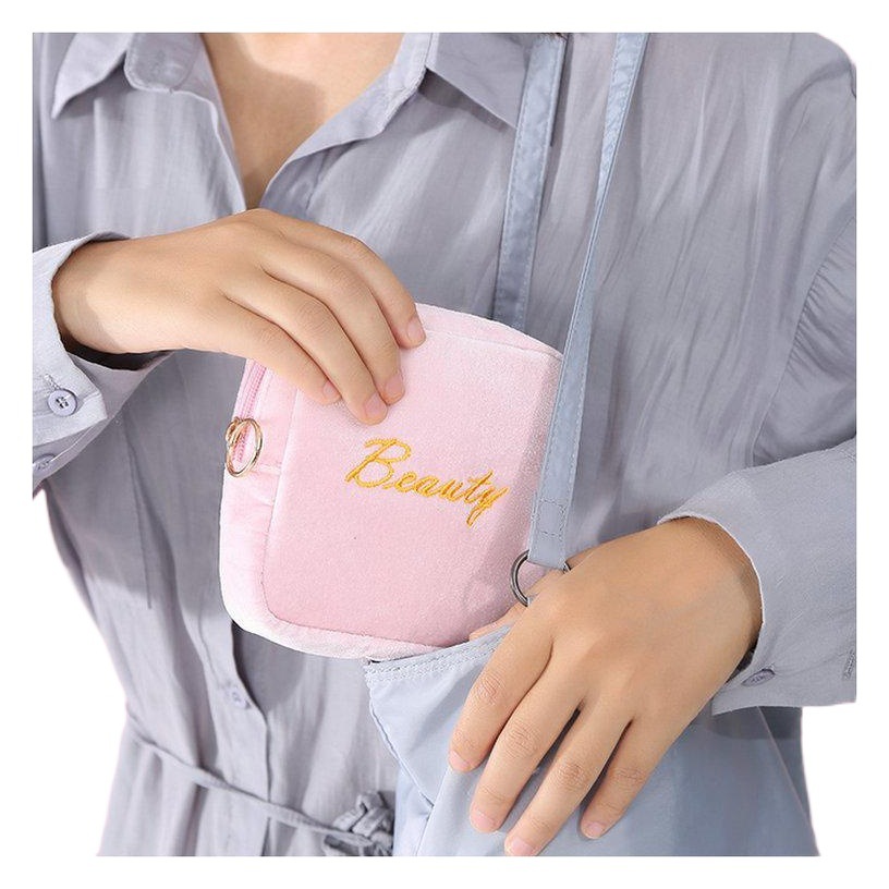 Nuevo coreano terciopelo servilleta sanitaria bolsa de almacenamiento al aire libre repuesto pequeña tía toalla bolsa de almacenamiento en stock monedero al por mayor