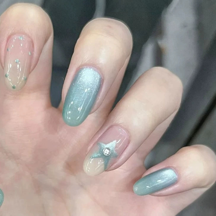 Gradient Wearable Nails Pure Desire Cat Eye Sparkling Ice Blue Mint Handmade Nail Art High-end Look Whitening Effect Gradient Wearable Nails Pure Desire Cat Eye Sparkling Ice Blue Mint Handmade Nail Art High-end Look Whitening Effect