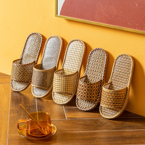 Men's Summer Home Slippers: Woven Rattan & Bamboo Design, Women's Indoor & Household Use, Linen Material, Non-Slip, Soft Sole for Summer