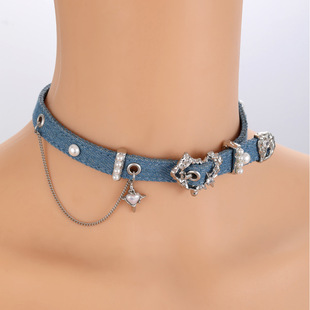 Denim Series Peach Heart Buckle Blue Choker Collar Women's Design Sense Neck Chain Spice Girls Subculture Clavicle Chain Tide
