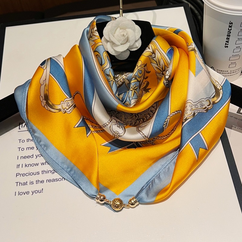 노란색과 파란색 체인--[자석 새틴 스퀘어 스카프]