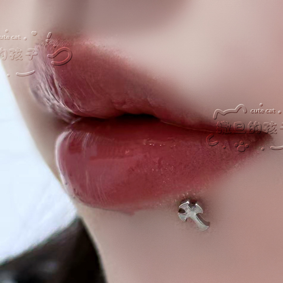 Pointed labret stud close-up product detail