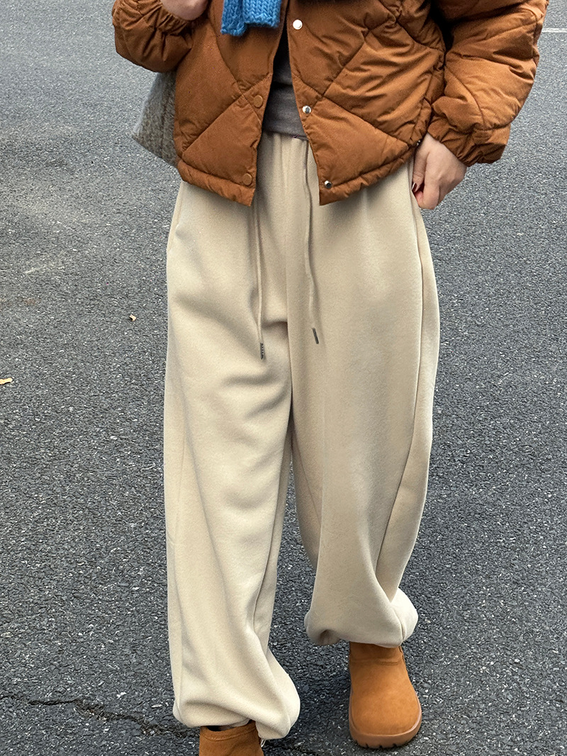 [Zhichengxi] Pantalones de chándal de invierno gruesos y con forro polar Taichuan, pantalones de chándal de pierna ancha cálidos con cordón para mujer 5575 image 1