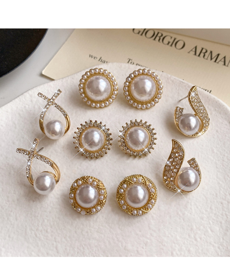 Round Pattern Women'S Gender 1 Pair Simple Style Round Inlay Alloy Zircon Ear Studs