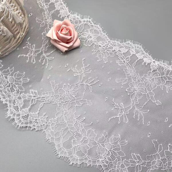 Lace white underwear for eyelashes