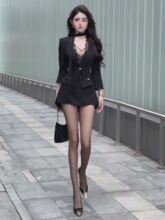 千金贵气感轻奢套装女早秋穿搭一整套御姐飘带西装外套短裙两件套