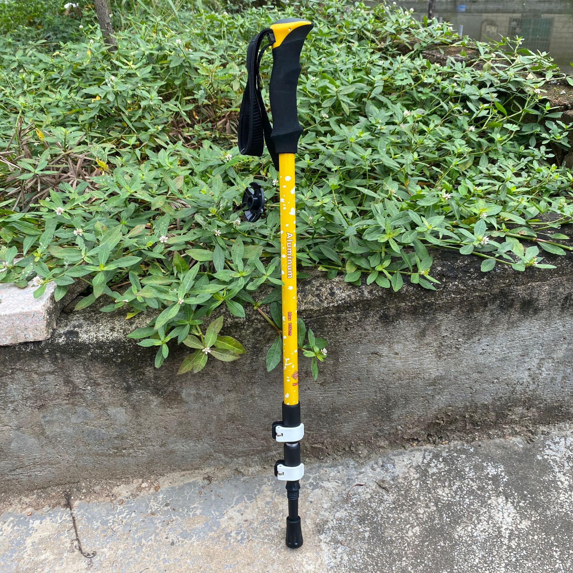 Hiking Pole Lightweight Adjustable Walking Stick Aluminium Alloy_voghion.com