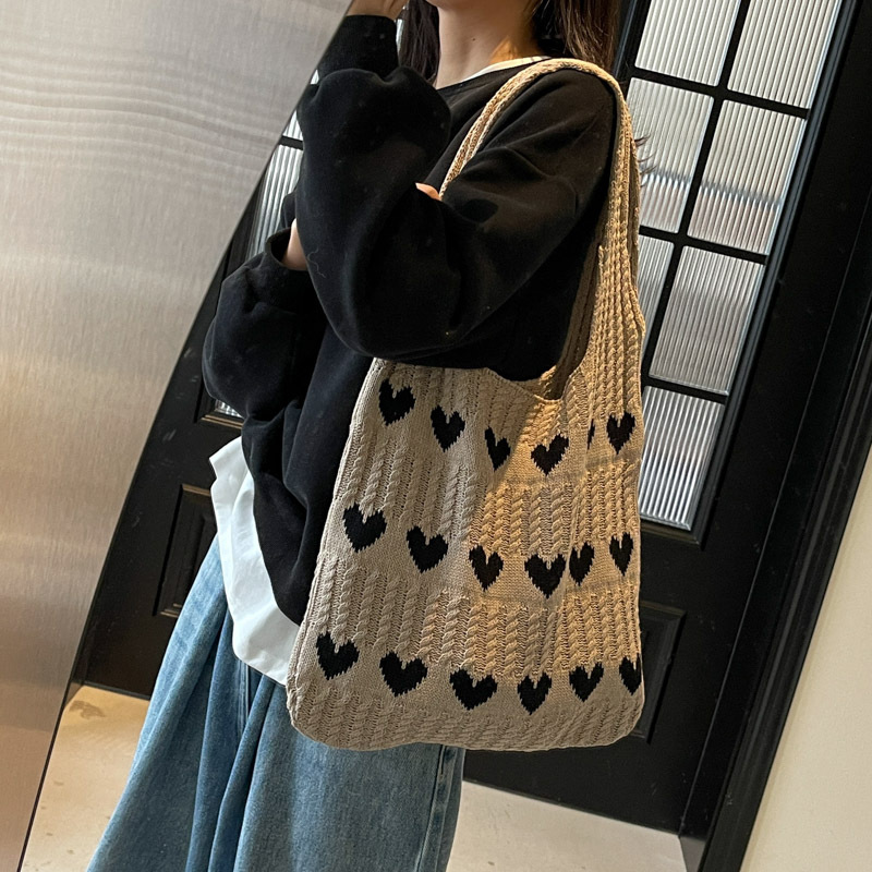 New Cross-Border Knitted Woven Heart-Shaped Women's High-End Exquisite Yarn Handbag Shoulder Shopping Bag_voghion.com