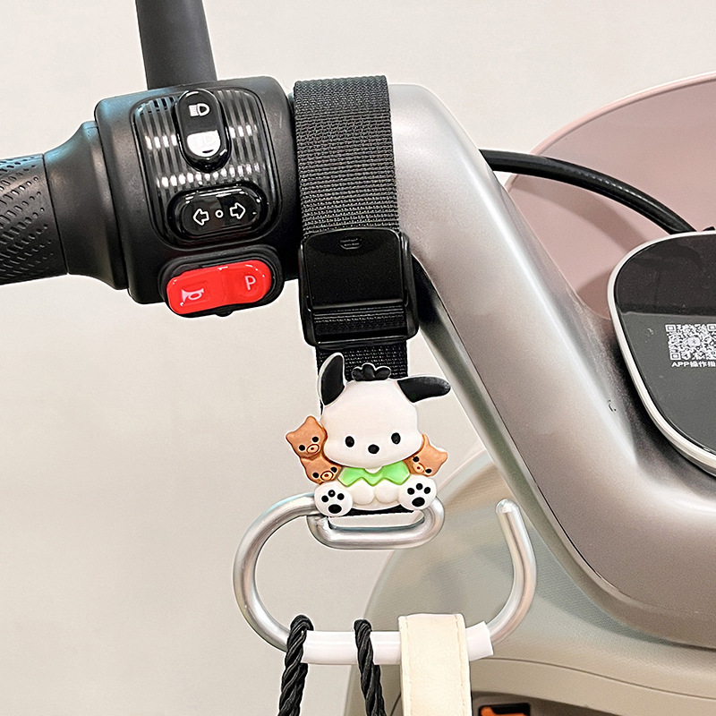 クレヨンしんちゃん電気自動車フックフロントユニバーサルかわいい漫画バッテリー車強力な耐荷重バッグフック|undefined