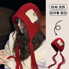 毛线帽子新款时尚贴布流苏红色帽子女秋冬季保暖护耳显脸小针织帽