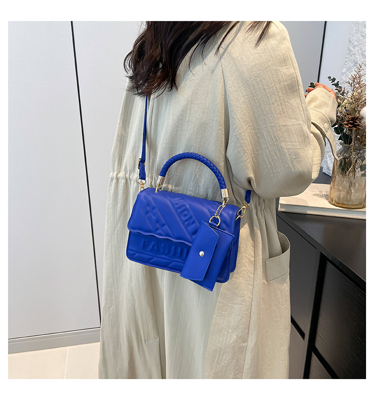 Ladies' candy-colored stylish handbag, 2024 autumn new ins single-shoulder crossbody bag, stylish embossed small square bag undefined