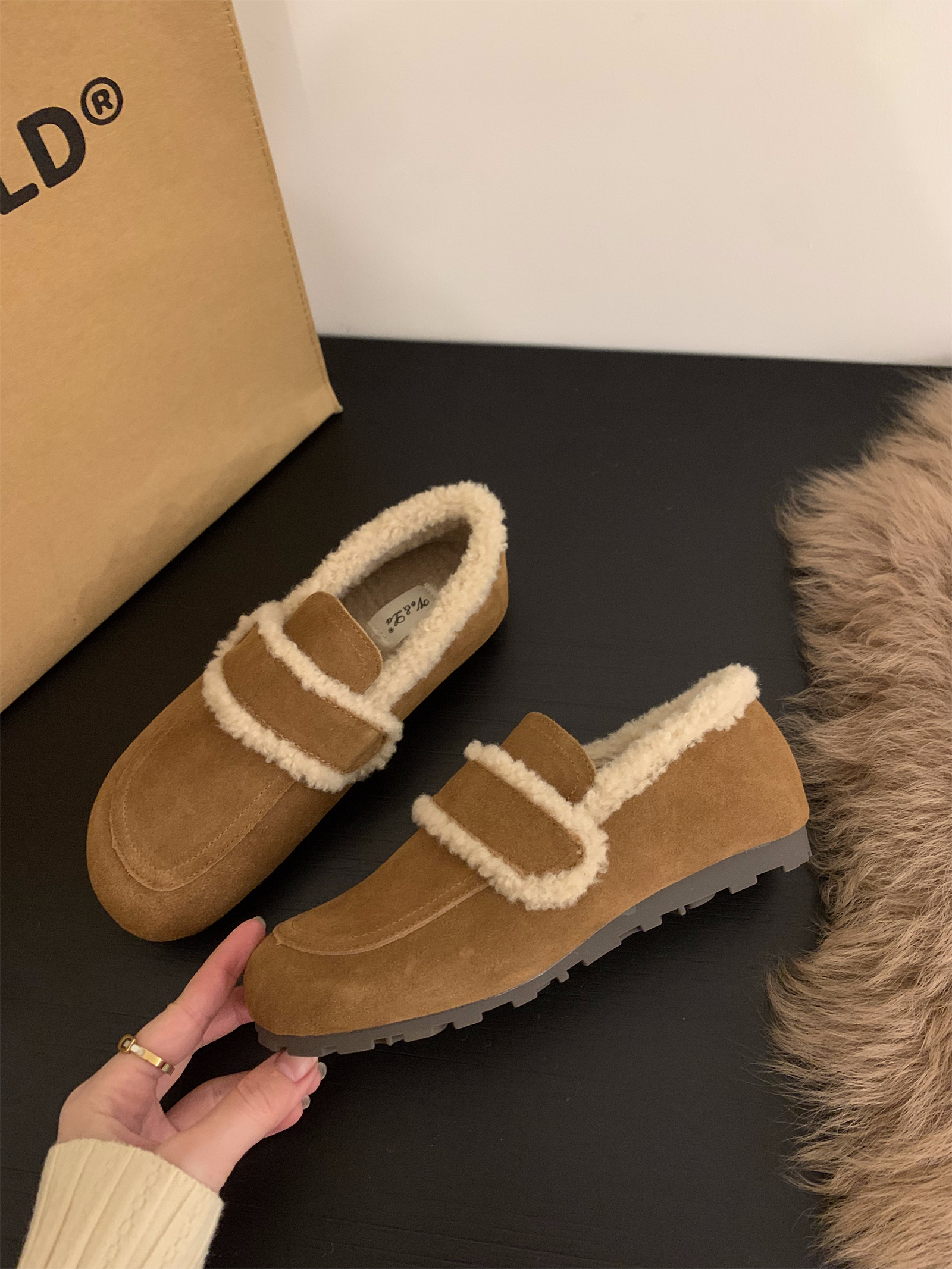 MIS599-512 마룬 플랫