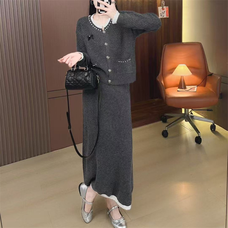 秋冬纯色女装高级感时尚针织衫套装新款圆领保暖毛衣半身裙两件套|undefined