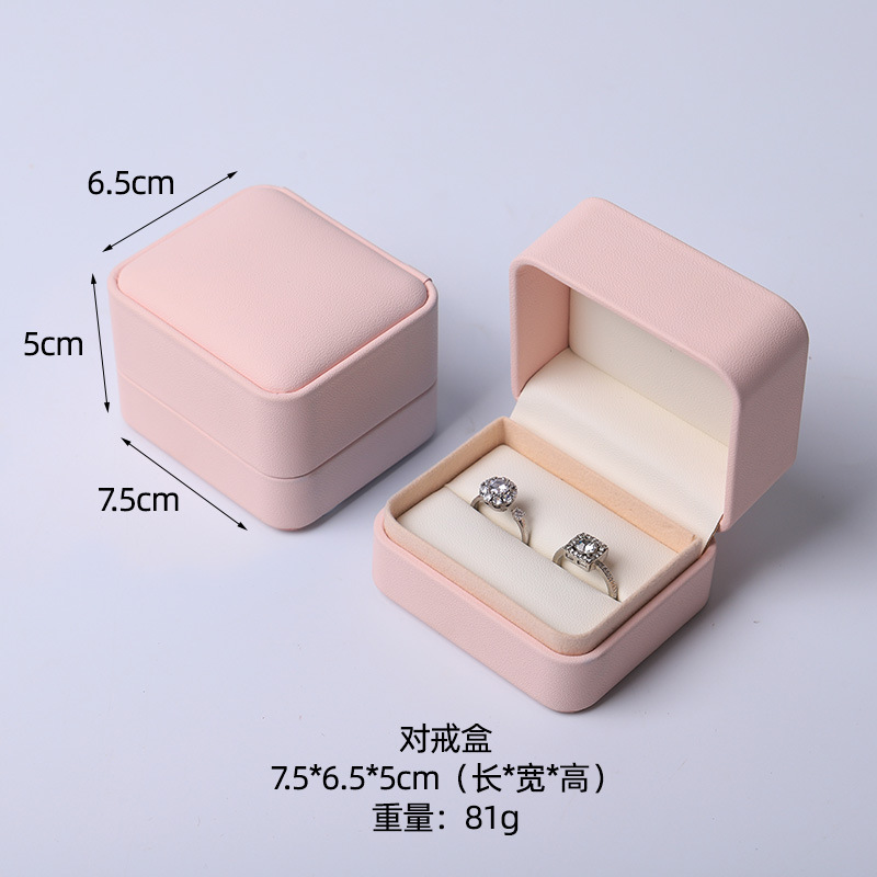 Caja de joyería rosa de alta calidad de cuero pu caja de embalaje de marca de joyería logotipo colgante pulsera collar caja de anillo