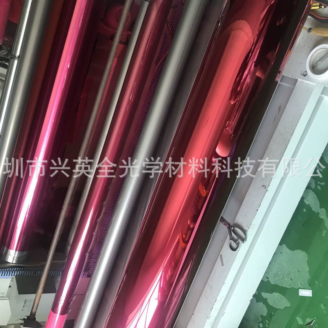 Зеленый свет становится белым, синий свет становится белым, фильтр зеленый свет диафрагма