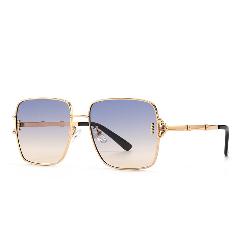 Lunettes de soleil carrées tendance rétro pour photographie de rue, lunettes de soleil à charme moderne INS_voghion.com