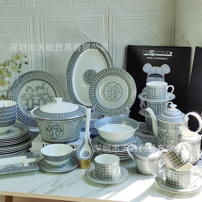 Cross-Border Gray Horse-Drawn Cart Series Bone China Tableware Coffee Set Bowl Spoon Plate Light Luxury Retro Home Gift Wholesale Cross-Border Gray Horse-Drawn Cart Series Bone China Tableware Coffee Set Bowl Spoon Plate Light Luxury Retro Home Gift Wholesale