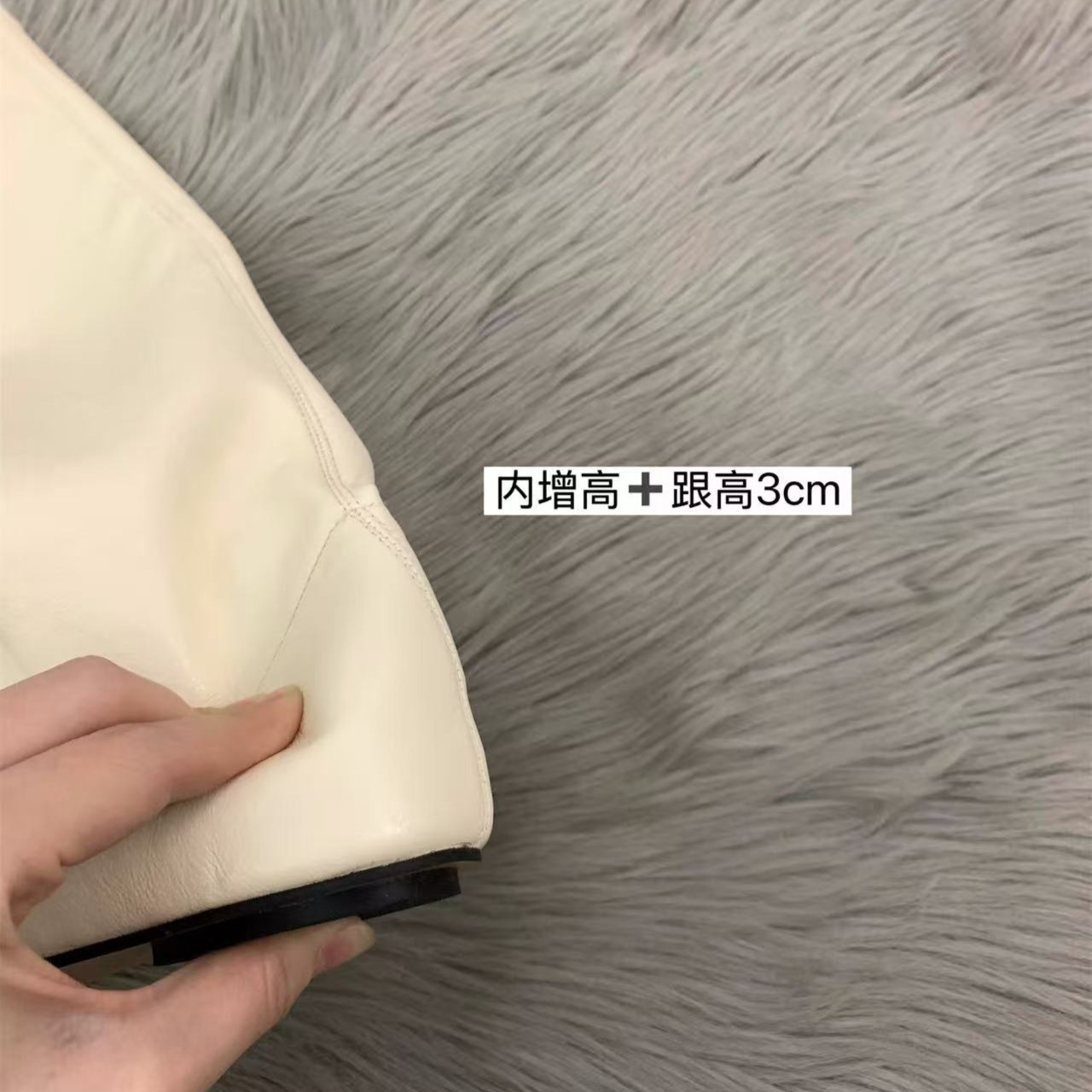 The bottom of the shoe is as shown in the picture / 35