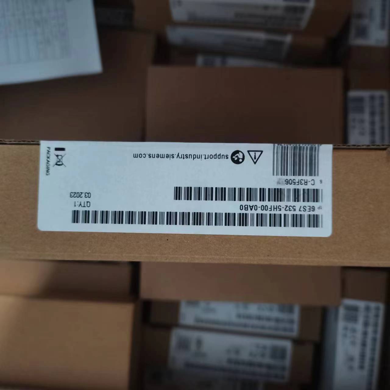 6ES7532-5HF00-0AB0西门子 S7-1500 模拟量输出模块原装现货