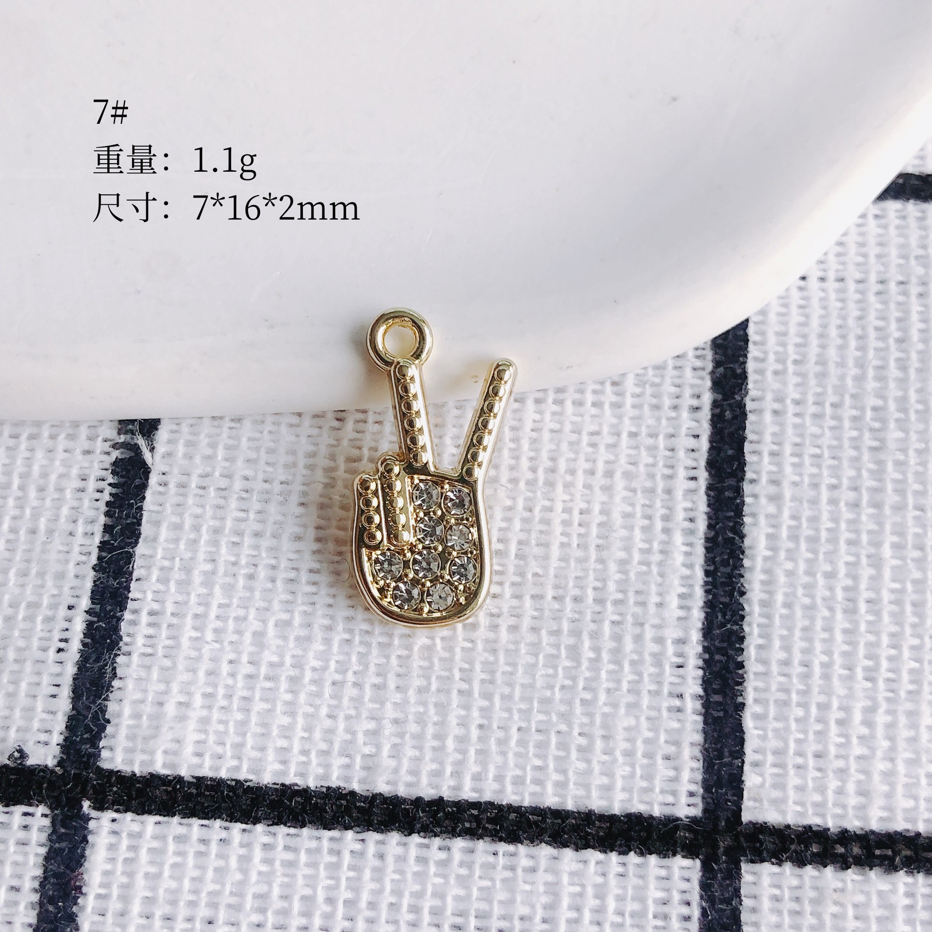 16g Weight Pendant Jewelry Making Type 14 * 12mm Jewelry Making Size Zircon Inlay Material DIY Jewelry Accessories Classification 10 PCS/Package Quantity Alloy Material Butterfly, Lock, Airplane Pattern All Seasons Season Inlay Design IG Style Style 10 PCS/Package 14 * 12mm Alloy Zircon Butterfly Lock Airplane Pendant 11