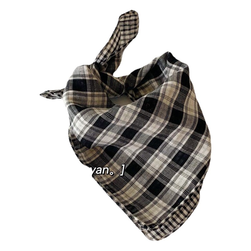 Korean children's pet fashion plaid small square towel double-sided baby small scarf triangle square towel saliva towel factory
