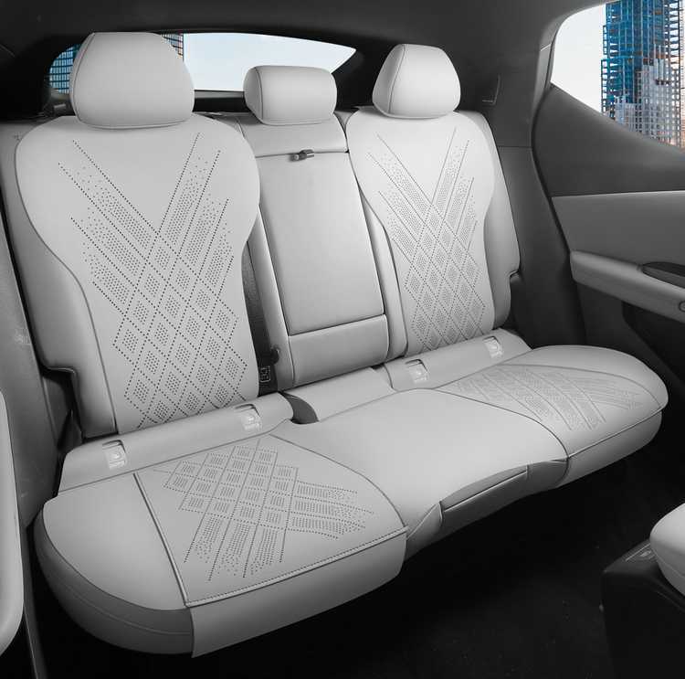 25 Lynk & Co Z20 Special Car Seat Cushions, Four-Season Suede Leather Saddle Cushions, Semi-Enclosed Ventilated and Breathable Seat Covers