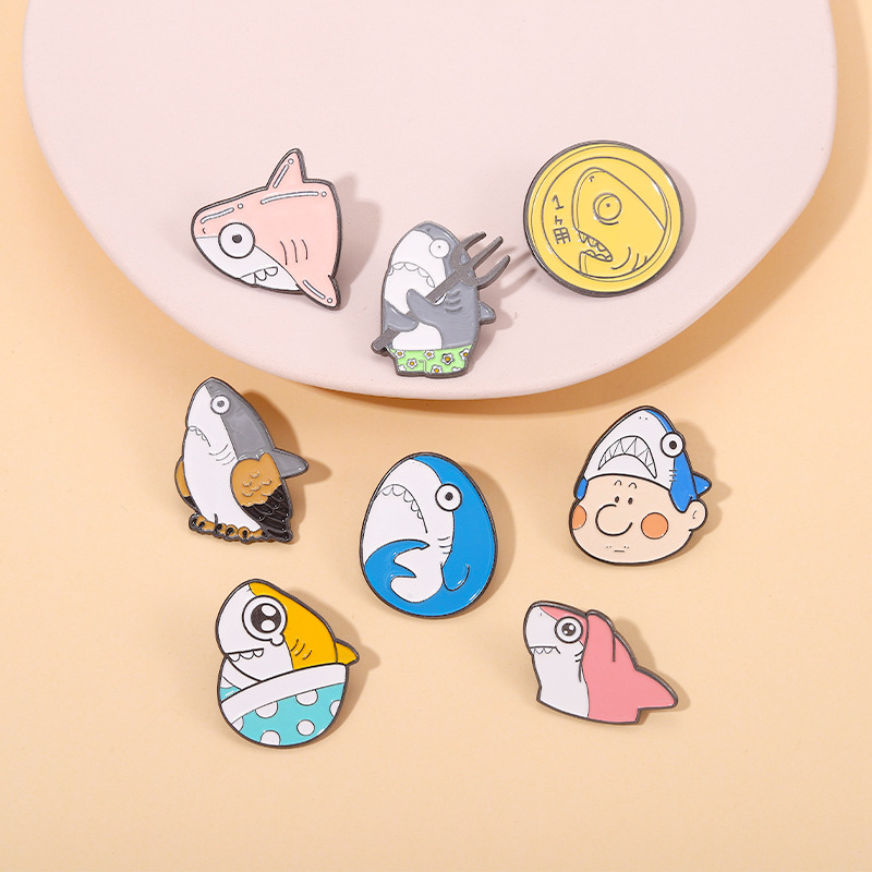 Fashion Shark Alloy Enamel Brooches display picture 1