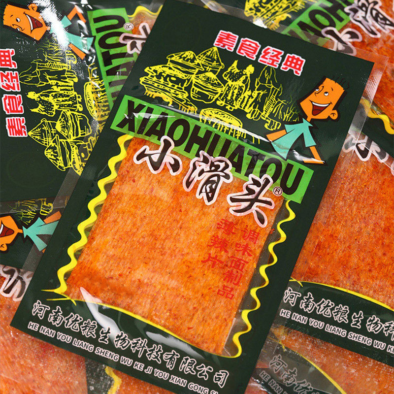 Small slippery head spicy strip thin spicy slices 90 packs full box free shipping spicy gluten childhood nostalgic casual spicy wholesale snacks
