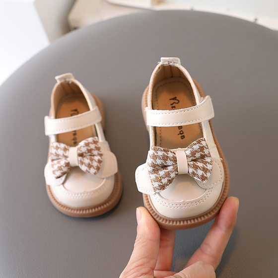 Baby toddler shoes spring and autumn 0-1 year old 3-1 year old children's shoes princess shoes girls small leather shoes non-slip soft bottom baby shoes