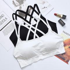 New Product Young Lady Beautiful Back Braless Straps Backless Bra for Women Removable Massage Nipple Pads Underwear to Prevent Exposure